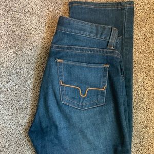 Kimes Betty Seventeen Jeans.  Size 6x34